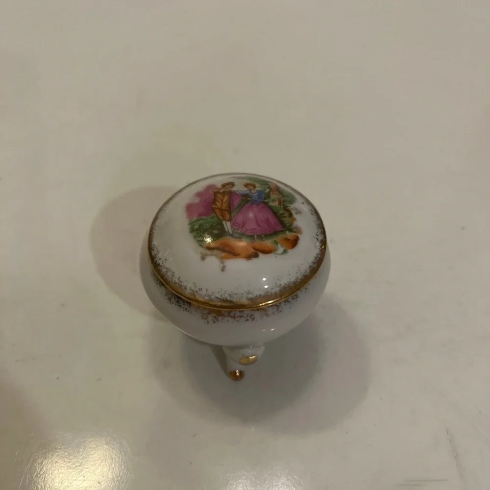 Ceramic Hand Painted Courting Couple Trinket Box